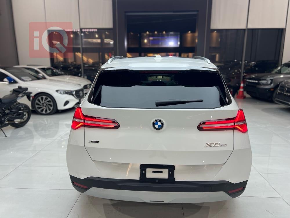 بی ئێم دەبڵیو X3